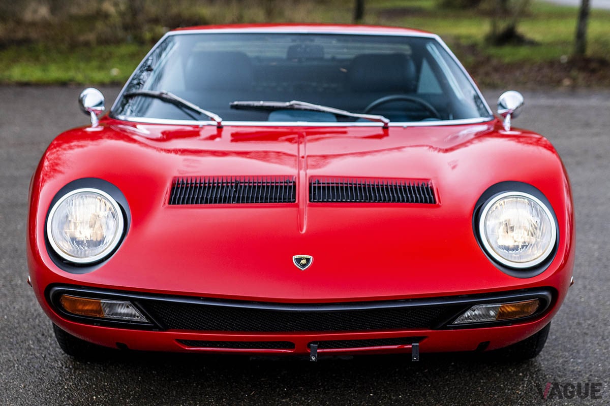 約3億1000万円で落札されたランボルギーニ「ミウラP400SV」（C）2020 Courtesy of RM Sotheby's