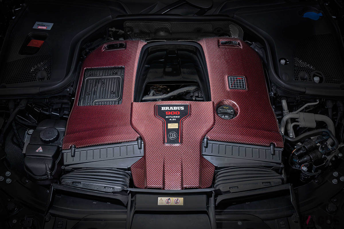 ブラバスによって900馬力にパワーアップしたエンジン