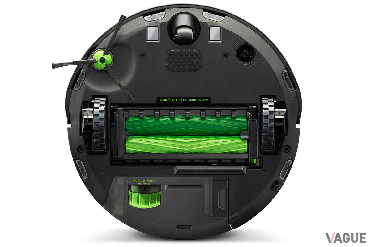 つづいて、2本のゴム製“デュアルアクションブラシ”がゴミを浮き上がらせ、“パワーリフト吸引”で微細なゴミやペットの毛まで逃さず取り除く
