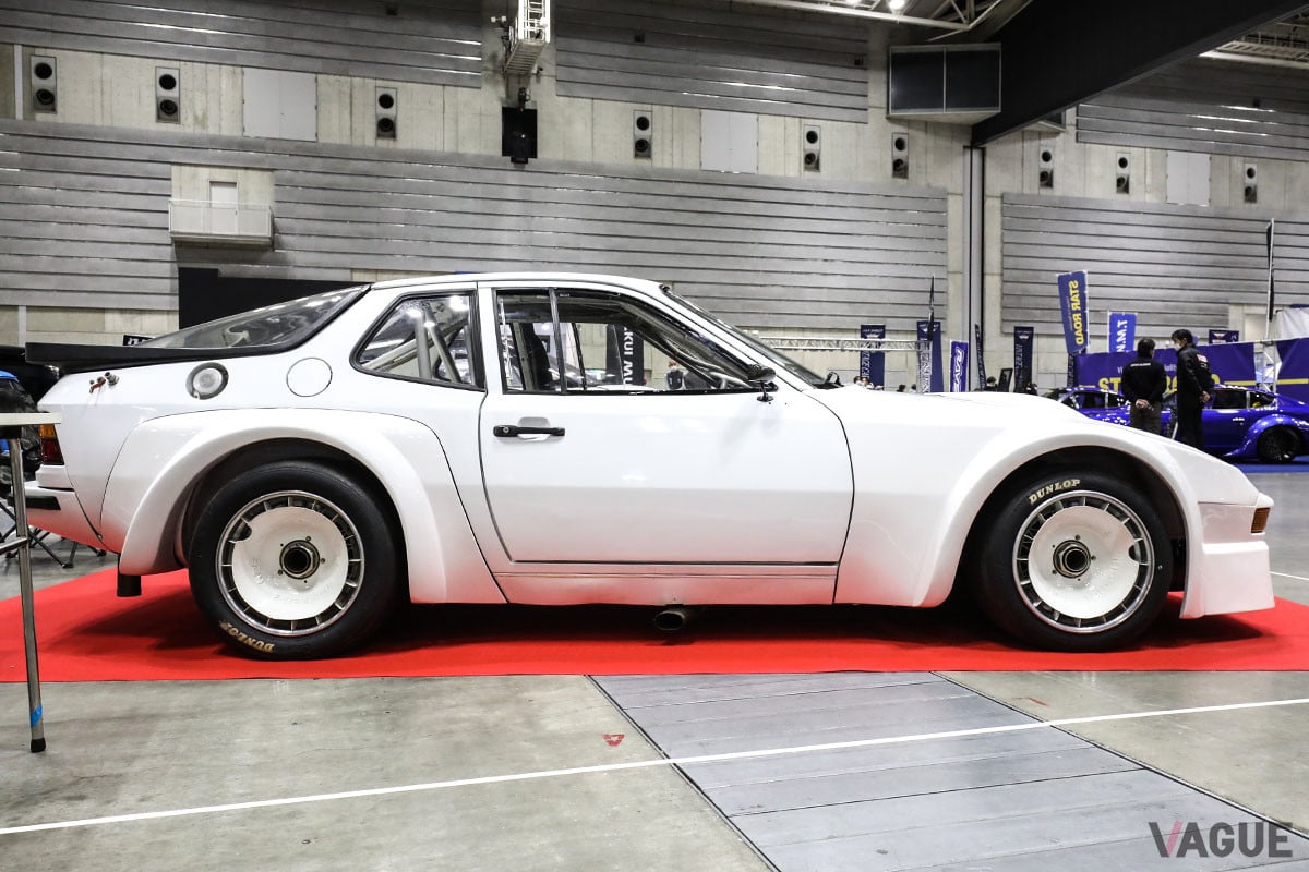 世界で17台のみ生産されたレース専用モデル、ポルシェ「924カレラGTR」