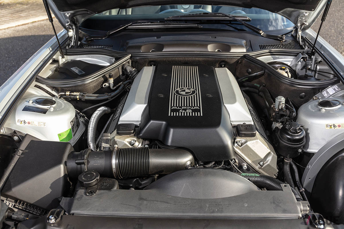 26万3750ユーロ（邦貨換算約3300万円）で落札されたBMWアルピナ「ロードスターV8」（C）2021 Courtesy of RM Sotheby's