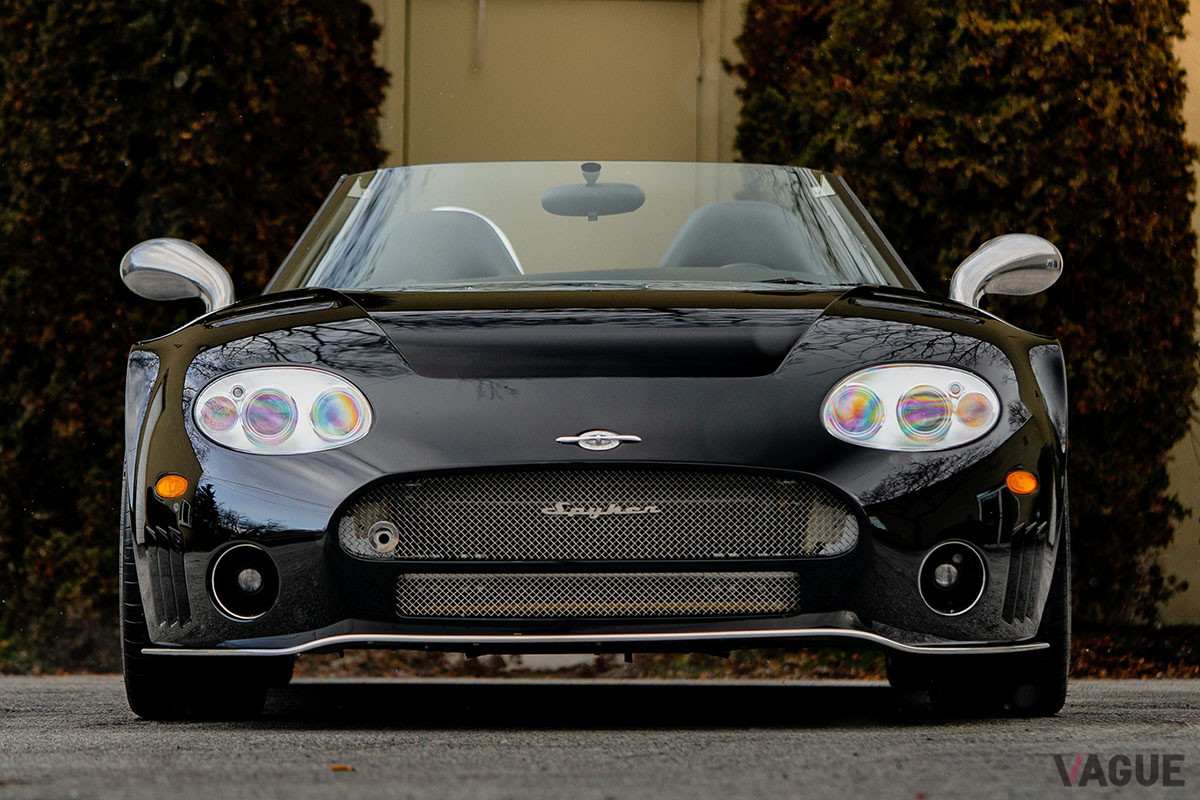 35万7000ドル（邦貨換算約4360万円）で落札されたスパイカー「C8スパイダー」（2006年式）（C）2022 Courtesy of RM Sotheby's