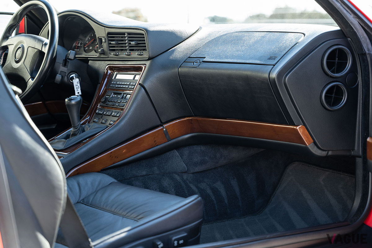 21万8400ドル（邦貨換算約2530万円）で落札されたBMW「850CSi」（C）2022 Courtesy of RM Sotheby's