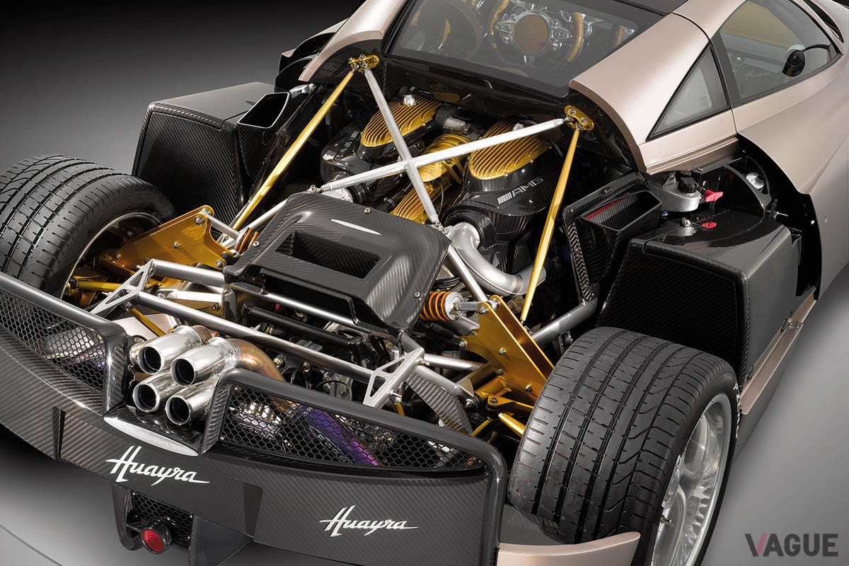 パガーニはメルセデスAMGから、V12エンジンの供給を受けている