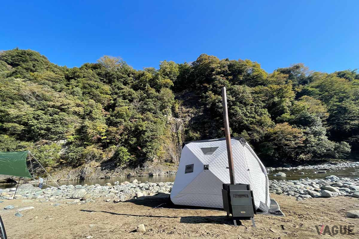 海外製テント型サウナの多くが30万円以上するのに対し、日本発のテントサウナを広めたい思いを込めて、手に入れやすい価格にもこだわっているのだそう