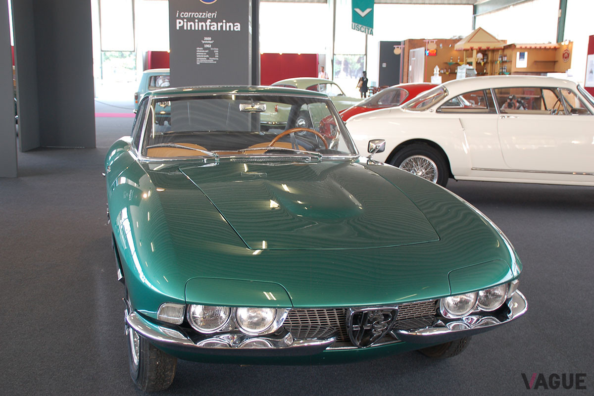 アルファ ロメオ2600ベースのベルトーネ製コンセプトカー