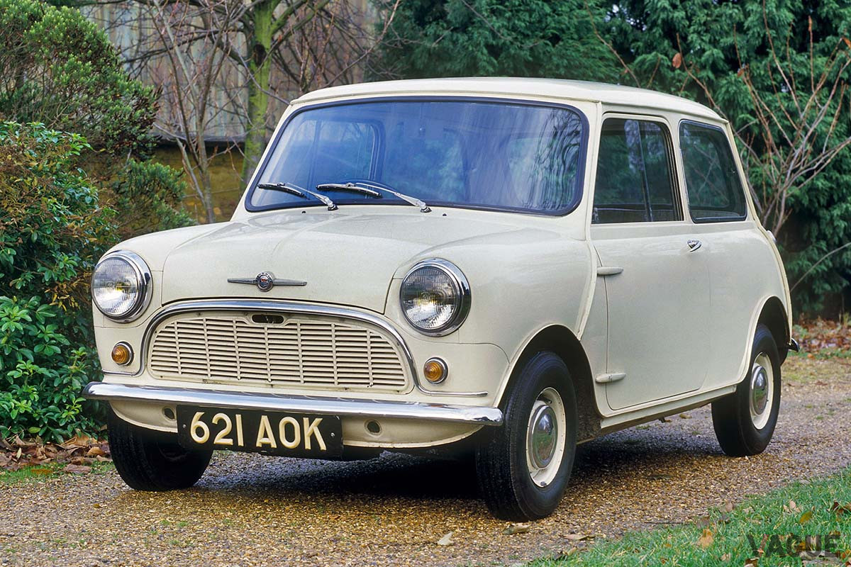オースチンから販売されていたミニ。グリルがボディ同色となっている（C）BMW AG