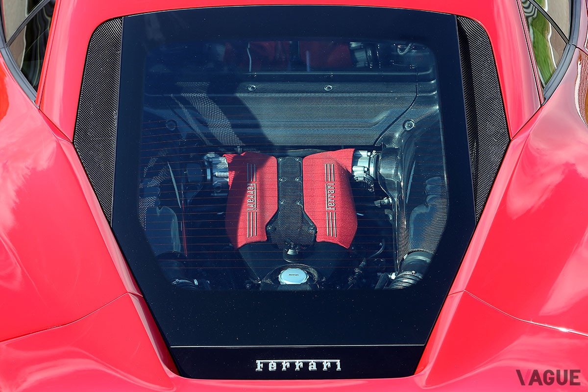 「488」のターボエンジンは、自然吸気エンジンで感じられた“魂”に欠けている、とシボレー開発陣からジャッジされた（C）Ferrari NV