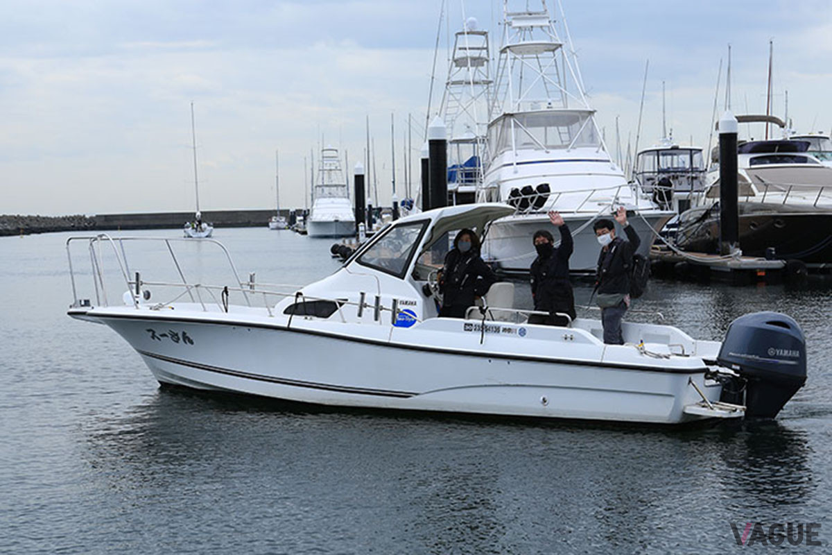 「体験乗船イベント」では、ボート免許がなくても操船体験ができるプログラムやセーリングクルーザーでの体験航行、免許保有者を対象とした大型艇での航海講座など、ビギナーからベテランまでレベルに合わせたプログラムを楽しめる。事前予約制（写真は過去開催のもの）