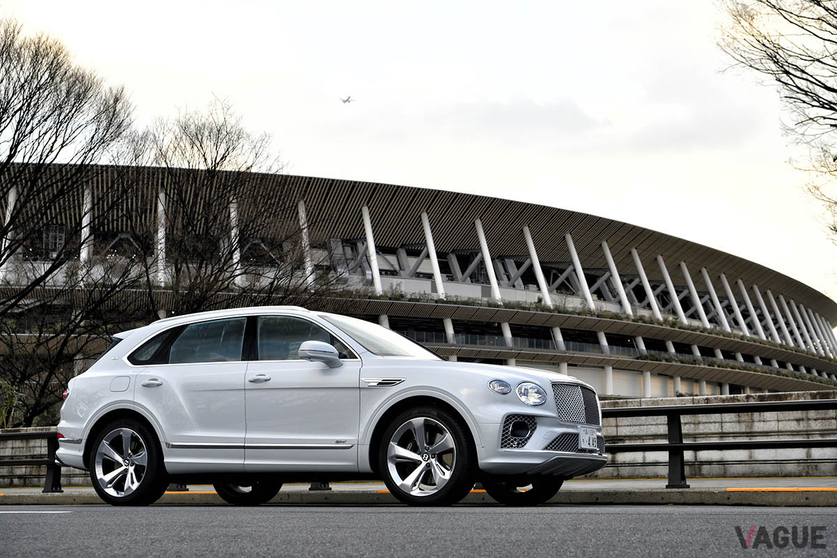 東京オリンピック後の原状回復工事がおこなわれている国立競技場周辺を試乗