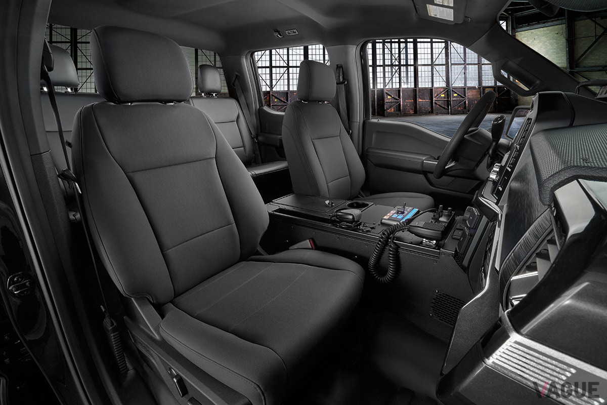 フォード 新型「F-150 ポリス レスポンダー」の内装