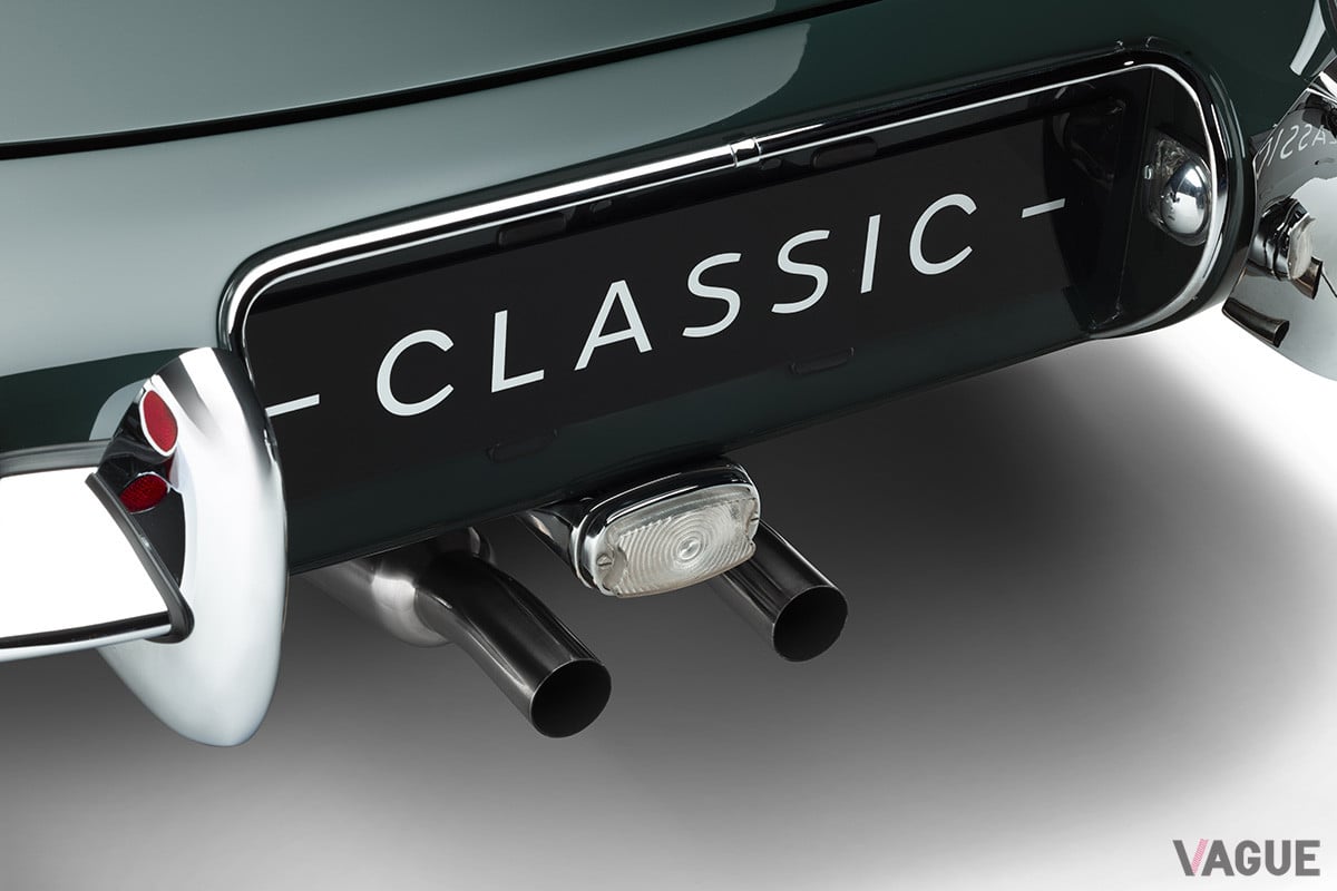ジャガー「Eタイプ60コレクション」の「OTS（Open Two Seater）」のマフラー