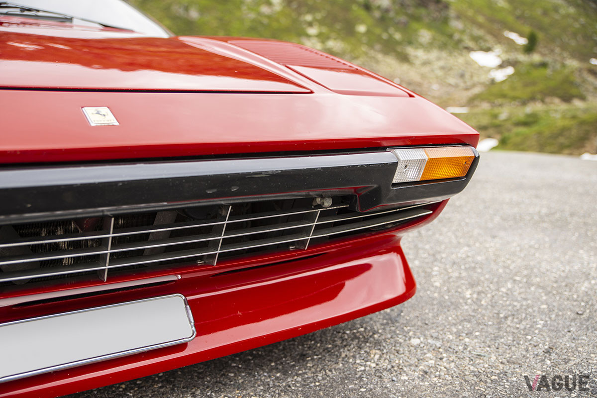 約1700万円で落札されたフェラーリ「308 GTB ヴェトロレズィーナ」（C）2021 Courtesy of RM Sotheby's