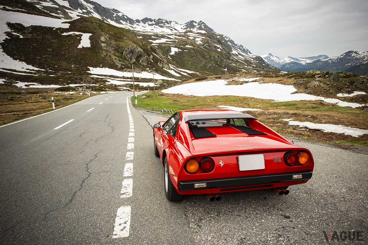 約1700万円で落札されたフェラーリ「308 GTB ヴェトロレズィーナ」（C）2021 Courtesy of RM Sotheby's