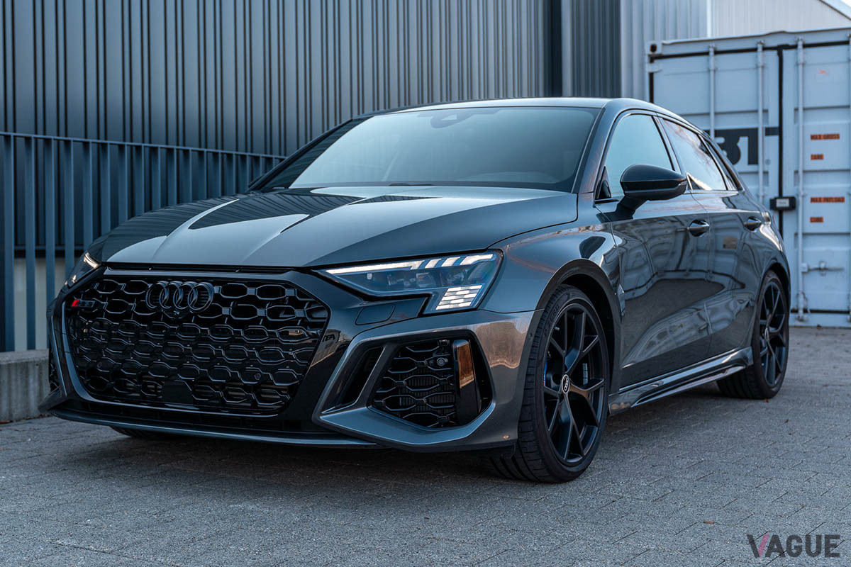 ABTスポーツラインのチューニングによって0ｰ100km／h加速3.6秒を実現したアウディ「RS3」