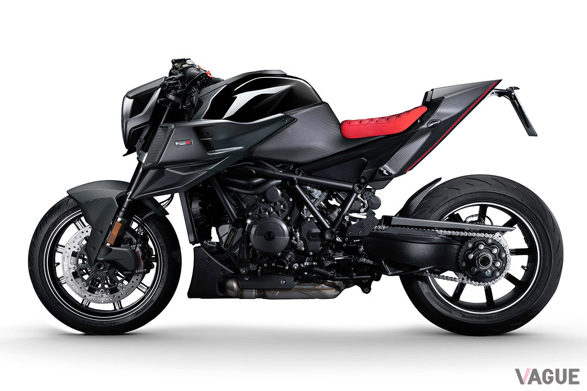 ベースはKTMの「1290 SUPER DUKE R EVO」だ