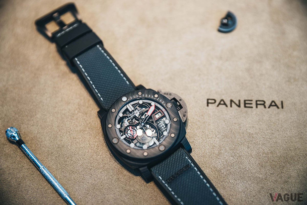 パネライとブラバスがコラボした「Panerai Submersible S BRABUS Black Ops Edition（PAM01240）」