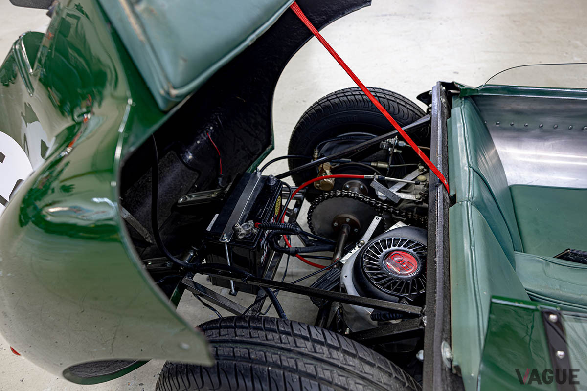 4万2000ドル（邦貨換算約540万円）で落札された「ジャガーDタイプ ジュニア」（C）2021 Courtesy of RM Sotheby's