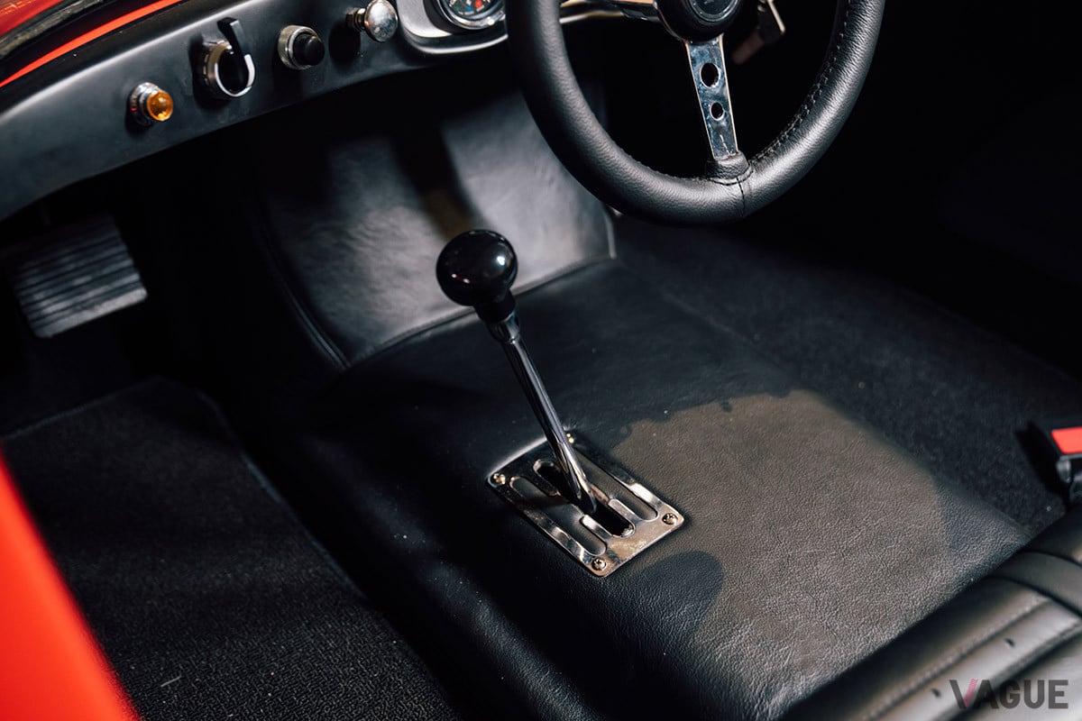 1万8600ユーロ（邦貨換算約258万円）で落札された「ハリントン・デイトナ ジュニアカー」（C）2021 Courtesy of RM Sotheby's