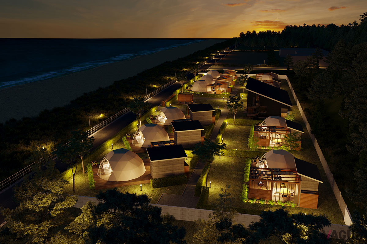 夕景や星空など、大自然の美しい光景を楽しめる。敷地内には焚き火を囲めるキャンプファイヤースペースも用意