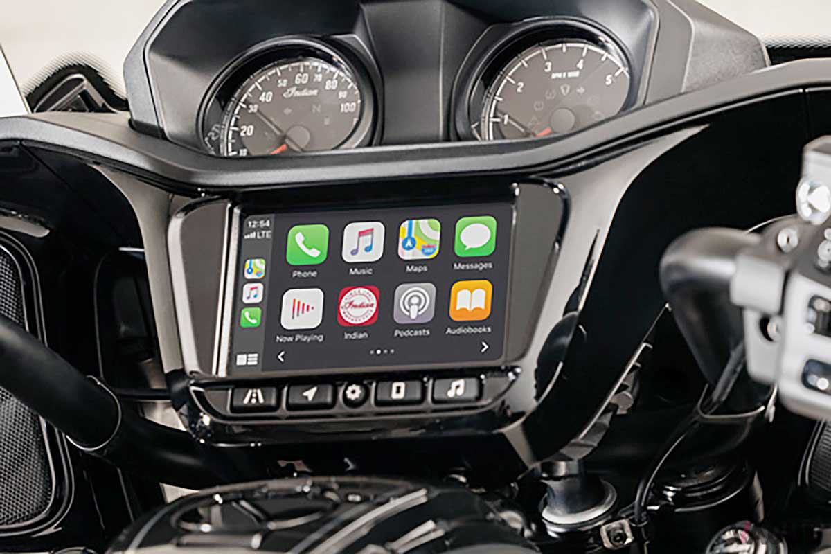 7インチのタッチスクリーンディスプレイは、BluetoothやApple CarPlayにも対応