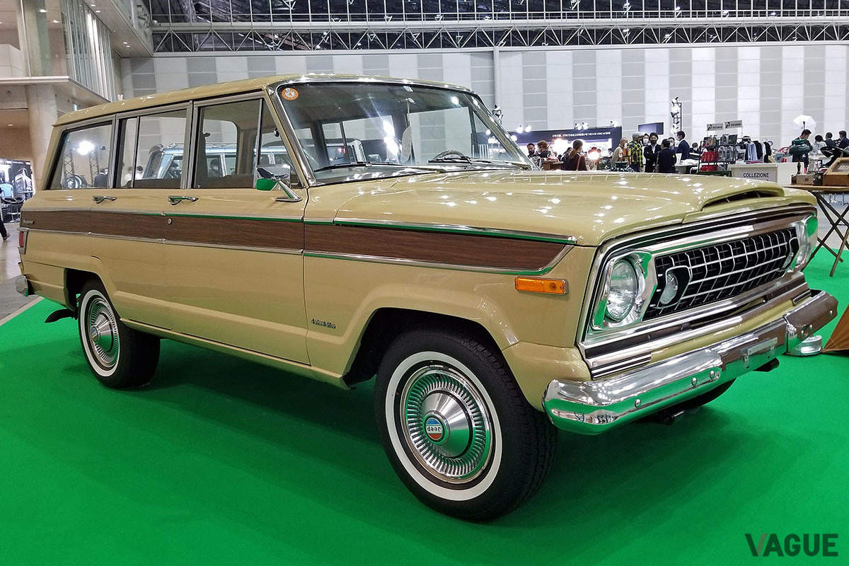 展示されていた「ワゴニア」は、1970年代のAMC時代の1台