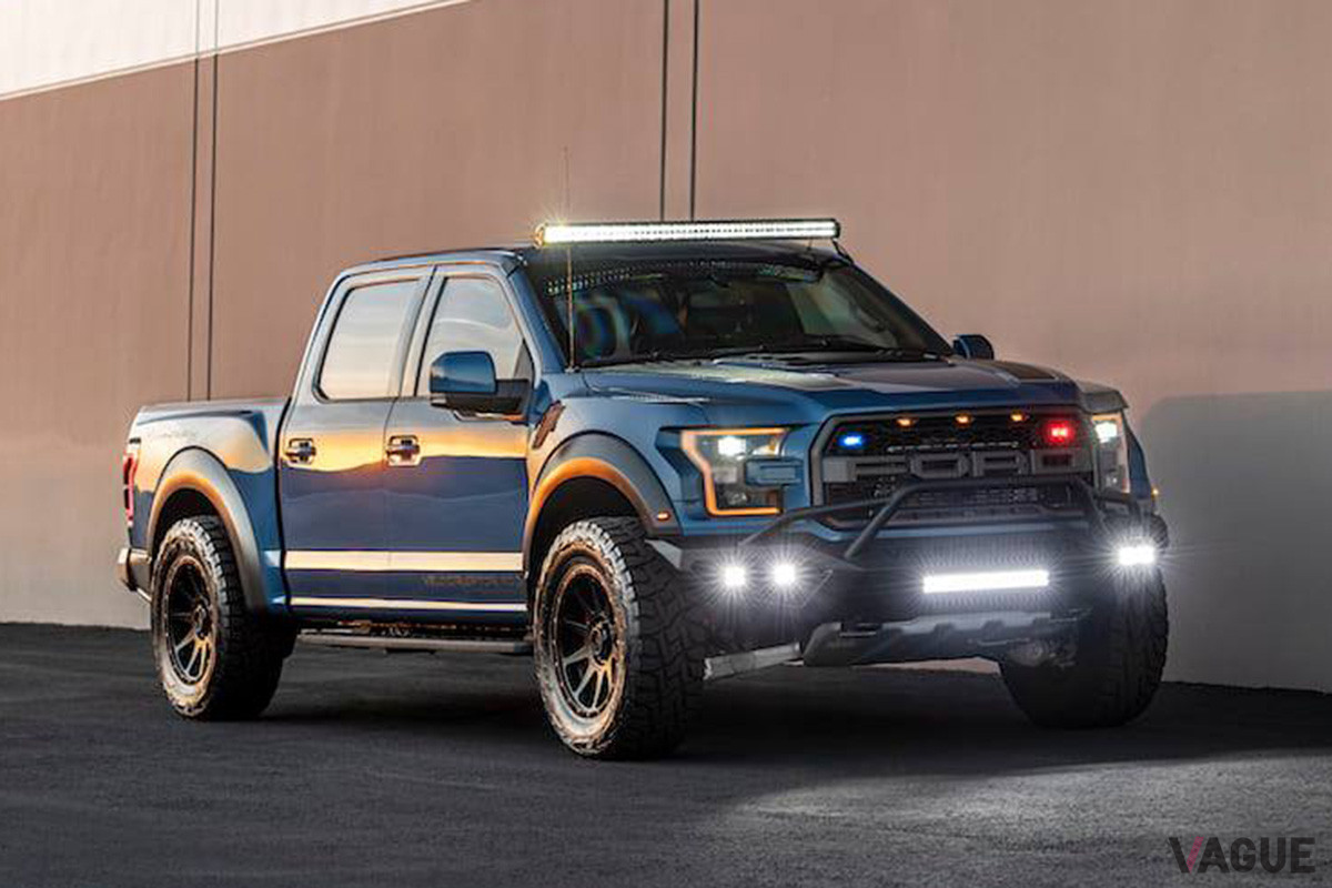 ヘネシーによる「F-150」をベースとした最高出力600psのヴェロシラプター。それをアドアーマーが防弾化した車両。狙撃銃にも耐えるB6規格となっている（C）Facebook（AddArmor）