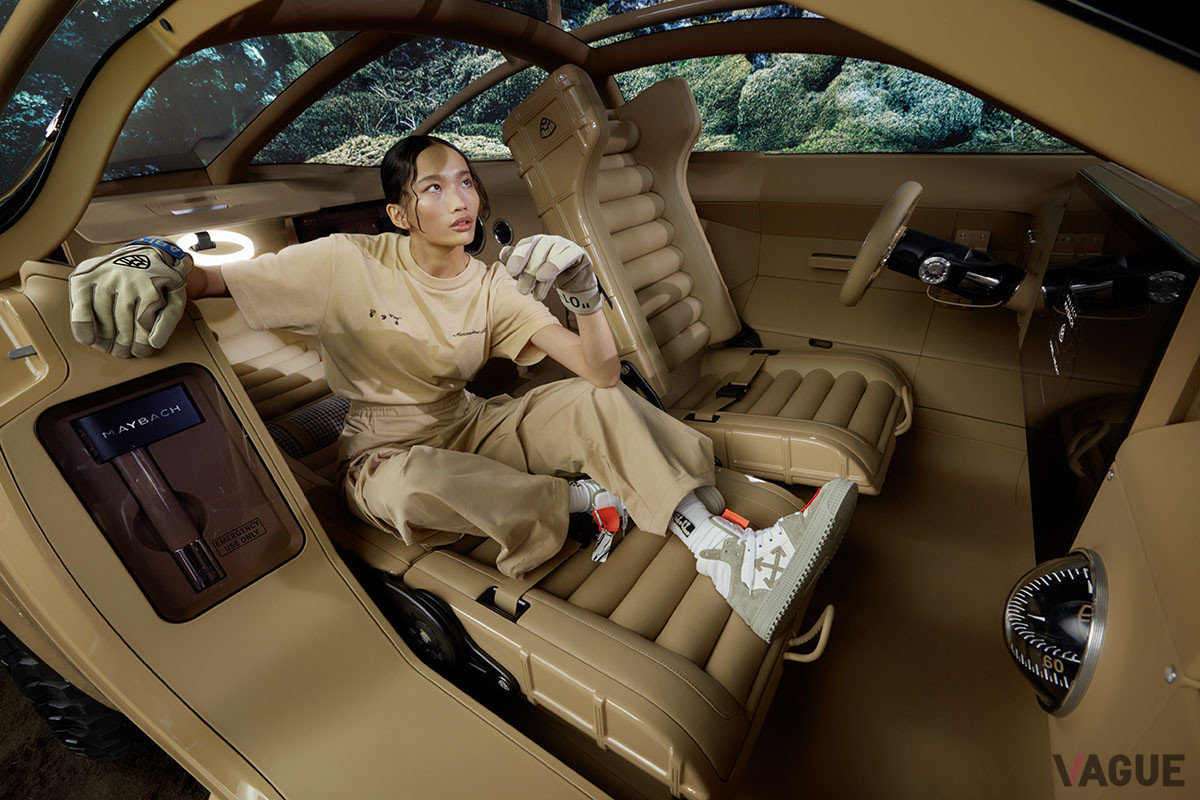 アブローがデザインしたオフホワイトのカプセルコレクションも同時に発表