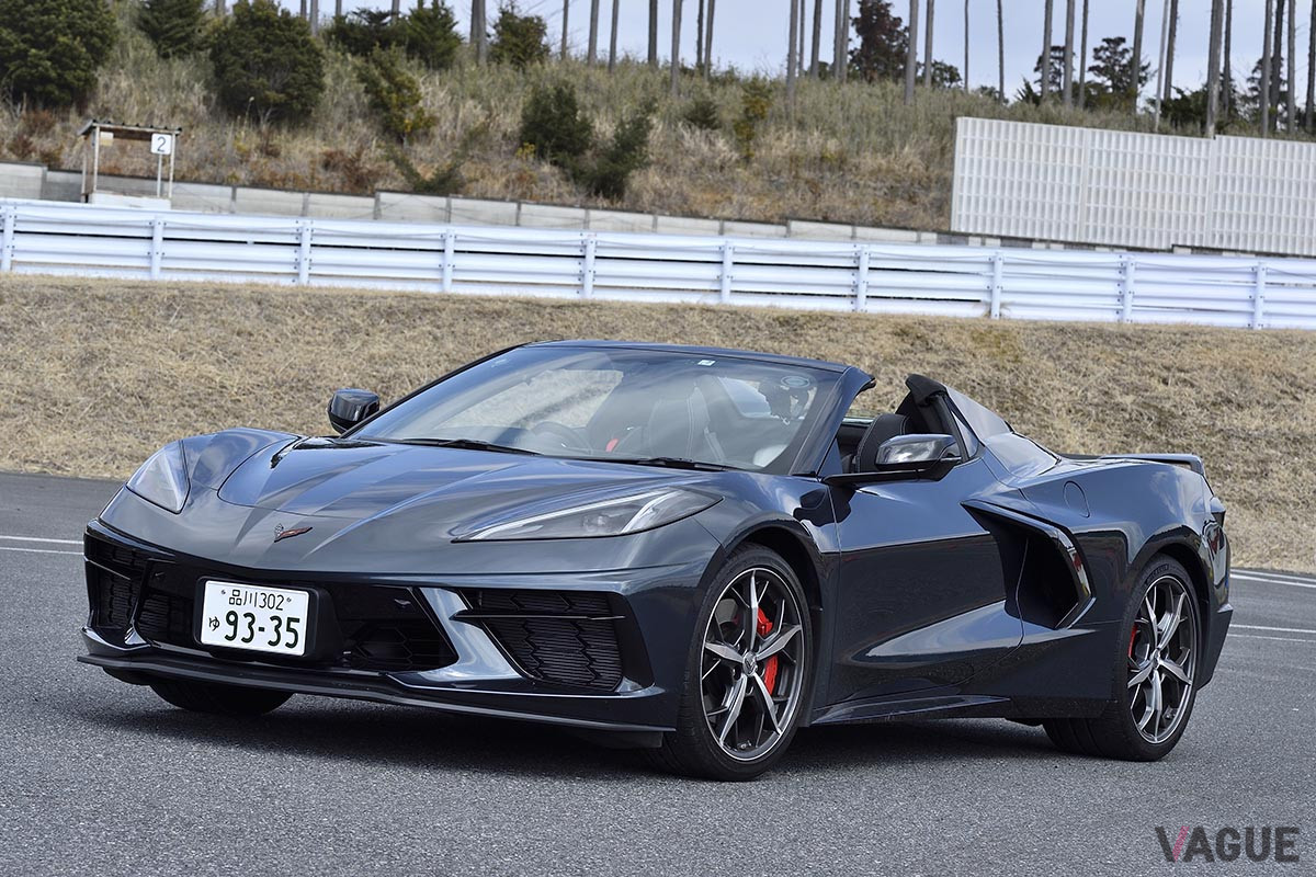 「コルベット・コンバーチブル」の車両価格（消費税込）は、1650万円