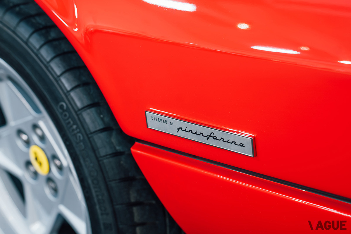 6万9000ユーロ（邦貨換算約930万円）で落札されたフェラーリ「GTBターボ」（C）2021 Courtesy of RM Sotheby's