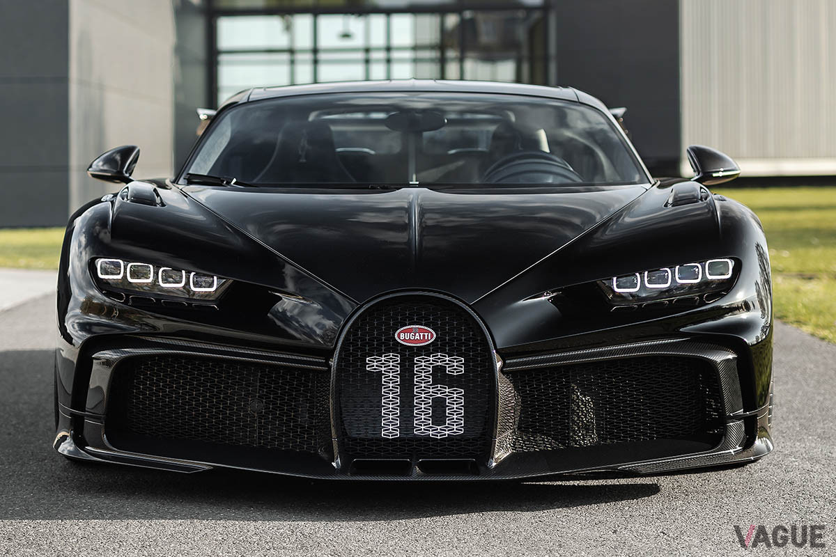 通算300台目にあたるブガッティ「シロン・ピュールスポール」