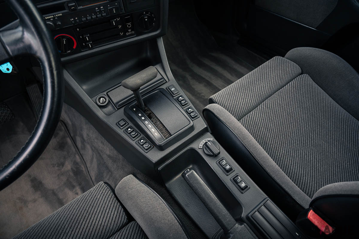 約120万円で落札された1988 BMW「325iX」（C）2021 Courtesy of RM Sotheby's