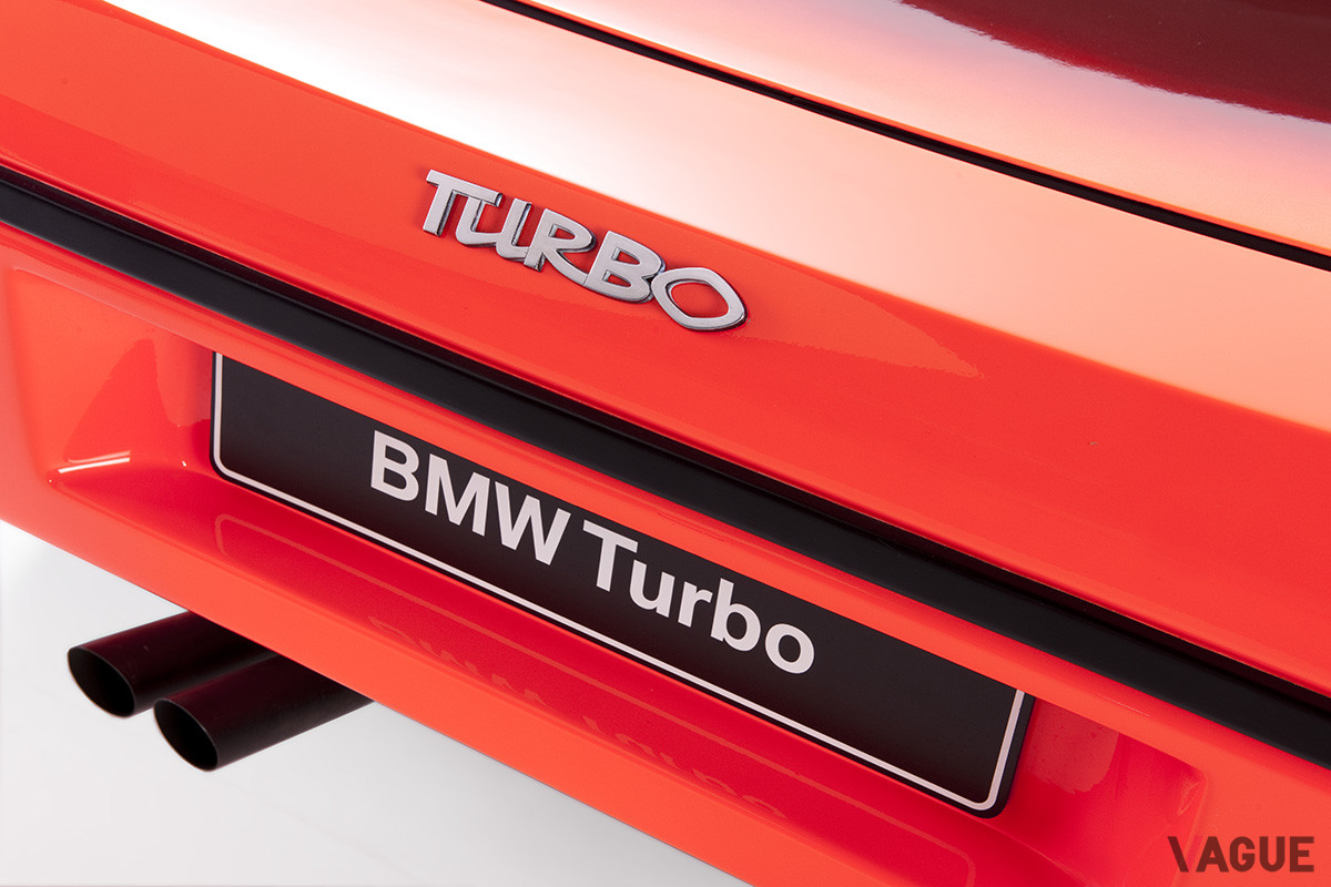 ターボチャージャーを装着したコンセプトカーの名は、そのものずばり「BMWターボ」