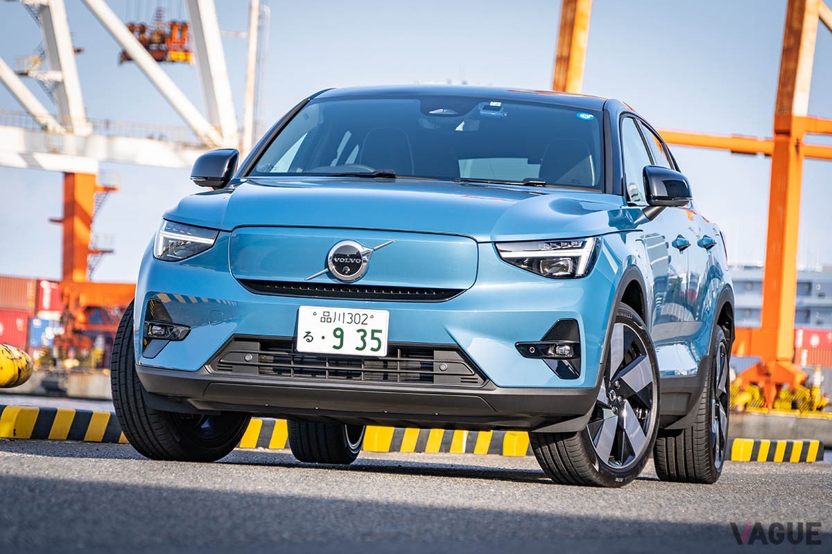 2030年までに“100%EV化”を達成すると宣言したボルボにとって、初のEV専用モデルとなるC40リチャージ。今回の試乗モデルはツインモーター仕様