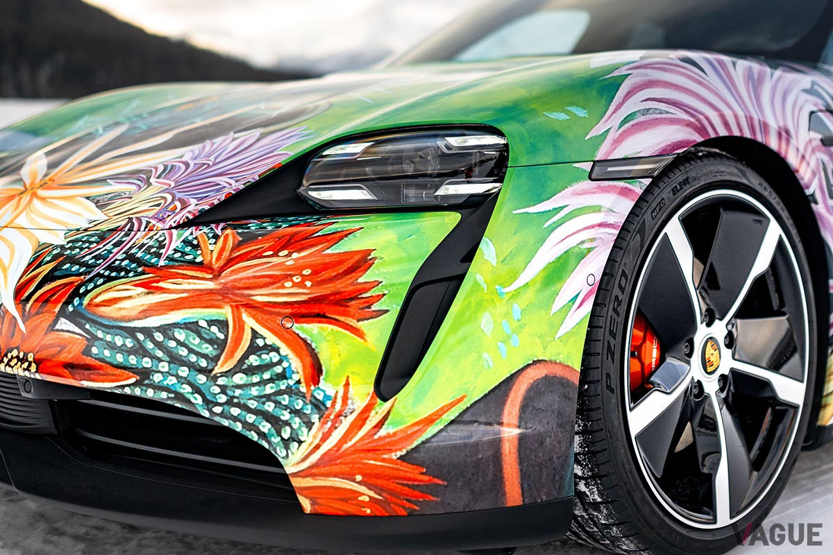 約2180万円で落札されたリチャード・フィリップスによるポルシェ「タイカン4S」アートカー（C）2021 Courtesy of RM Sotheby's