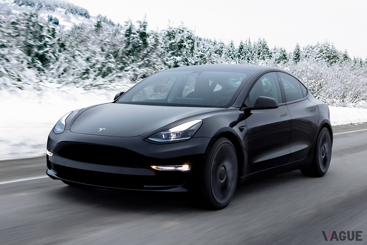 日本でも、テスラには完全自動運転のオプションが用意されている。しかし、実際にはオートパーキングやオートレーンチェンジといった一部機能しか使用できない（C）Tesla