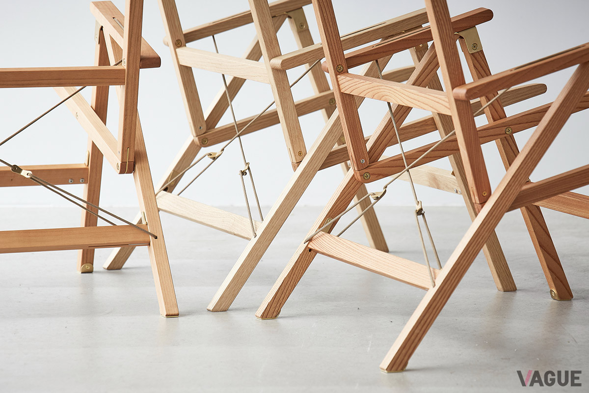 フレーム素材は、こなら、けやき、さくらの3種類