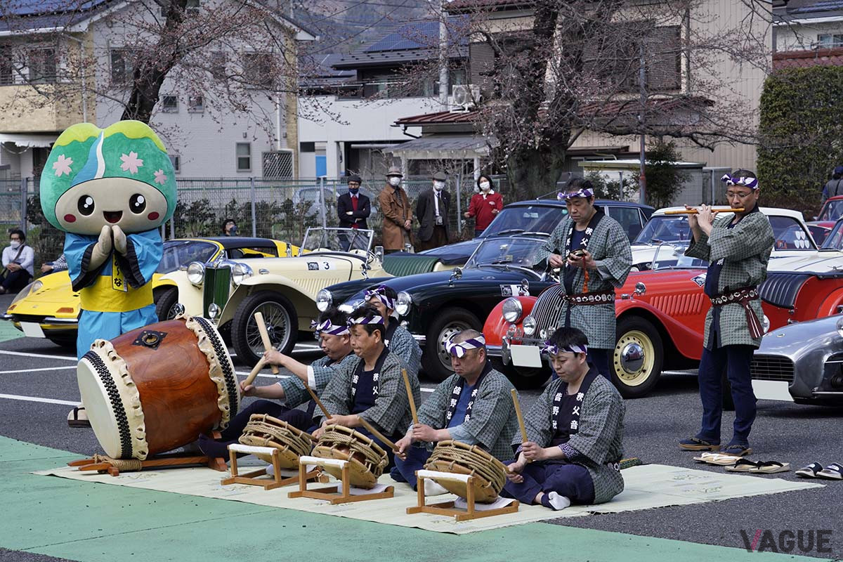 皆野町が発祥といわれる「秩父音頭」の実演を鑑賞