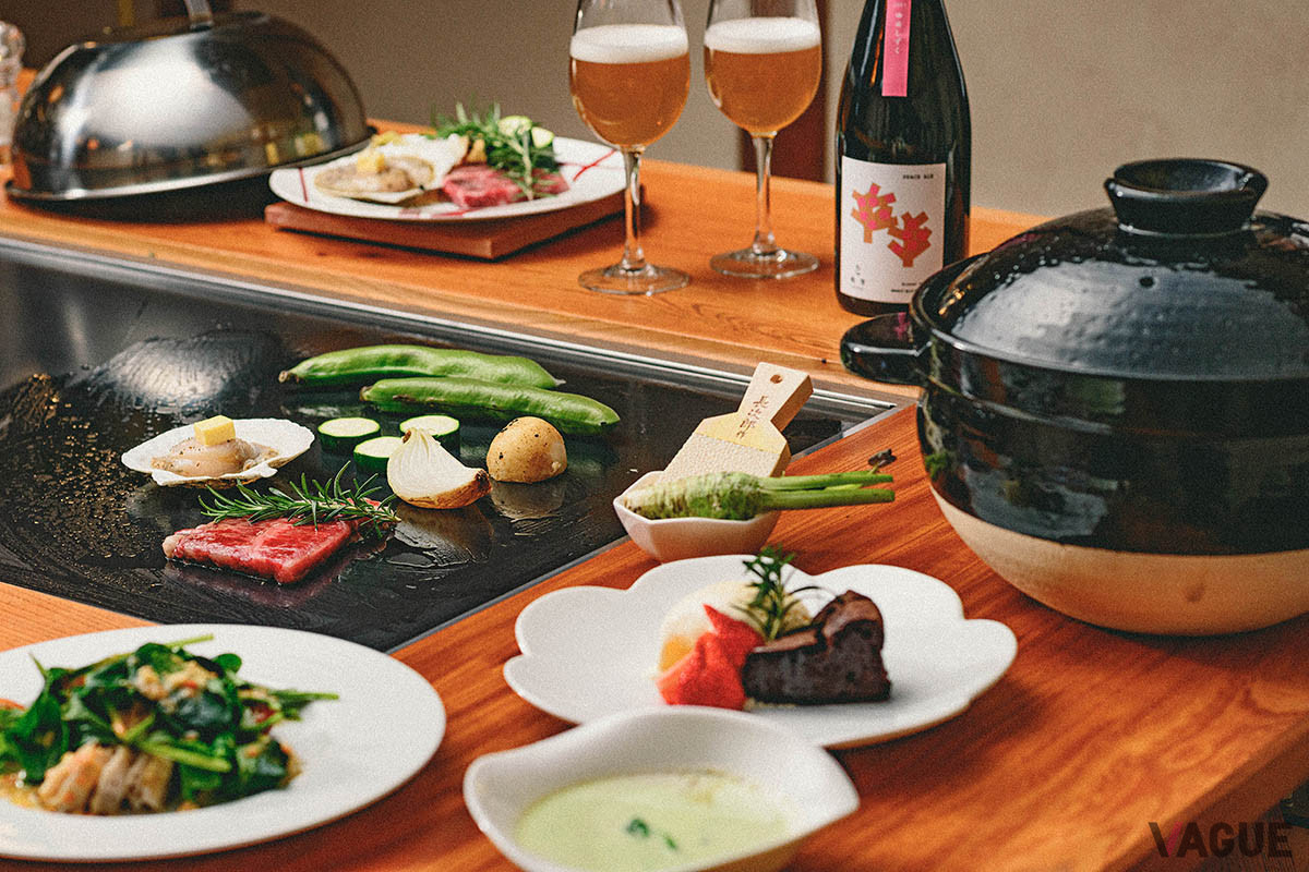 メイン料理には、芦川特産の生わさびに合う鉄板料理や富士山麓牛のサーロインステーキなど、地元のフレッシュな食材をふんだんに取り入れている