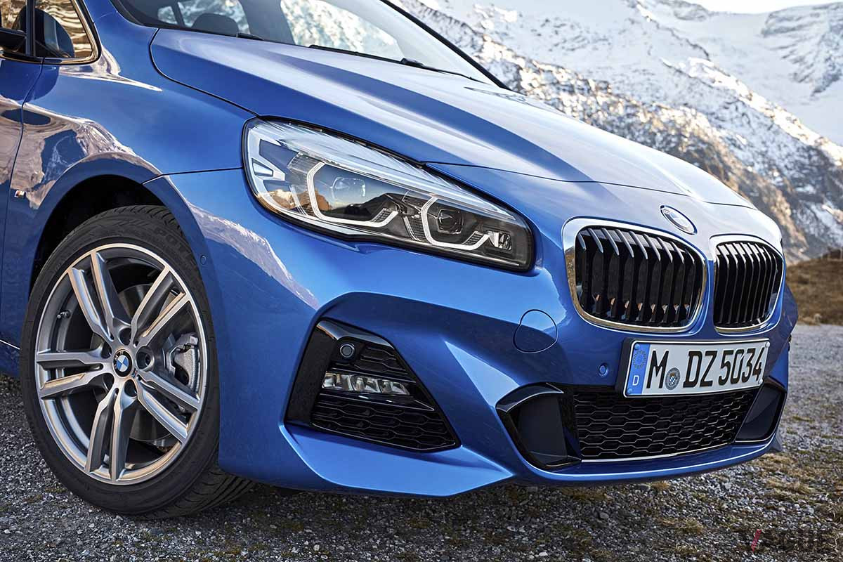 ベースとなるBMW「218i グランツアラー」