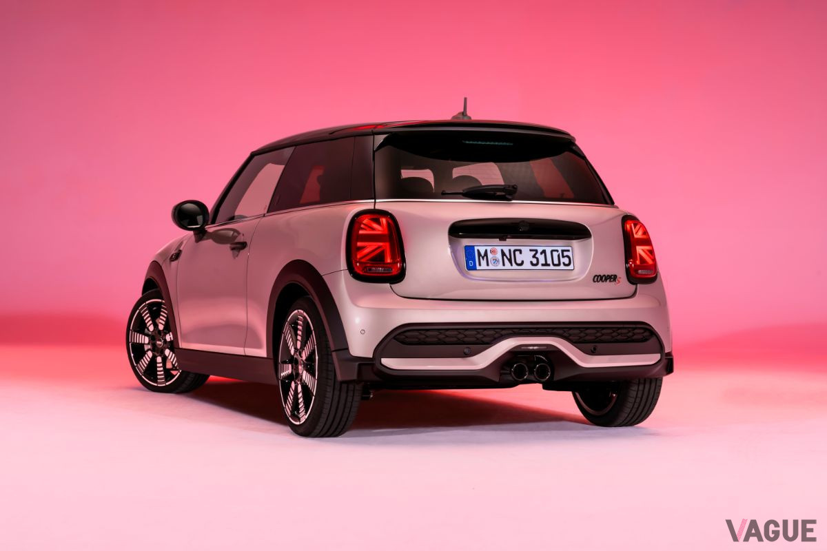 改良新型「MINI3ドア」