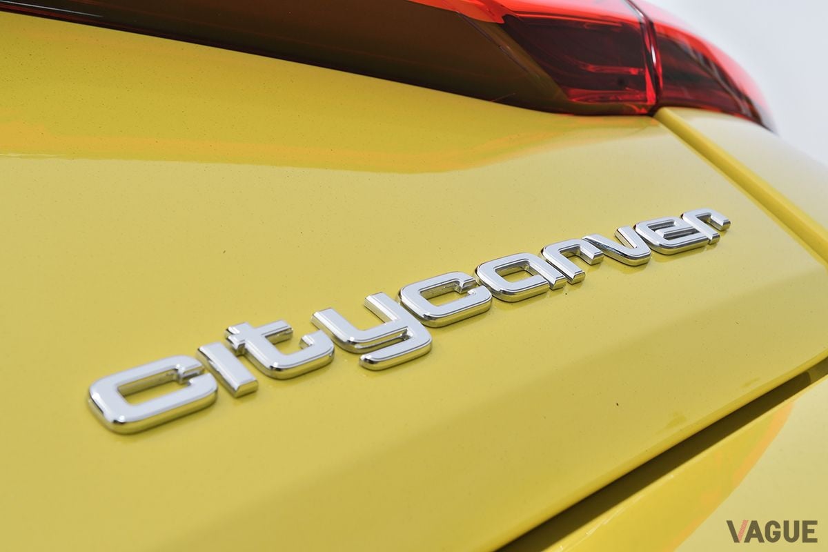 アウディ「A1シティカーバー」のエンブレム