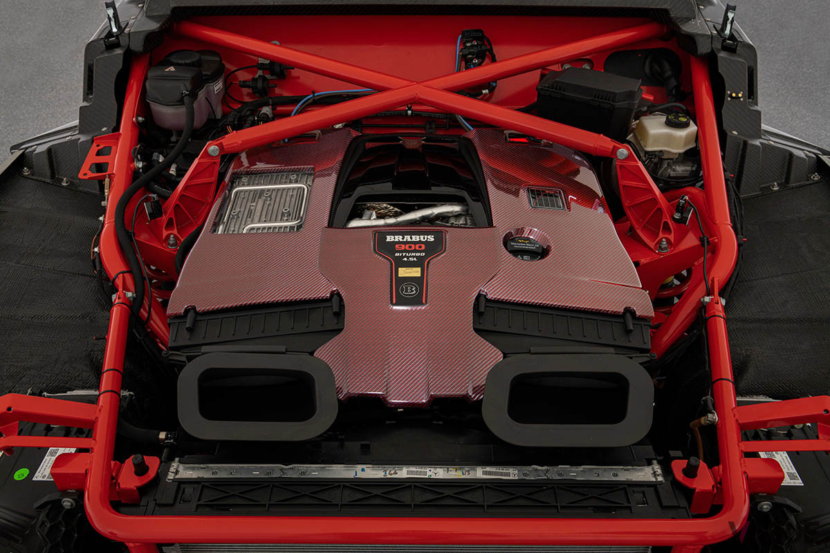 4.4リッターV型8気筒ツインターボの最高出力は900ps