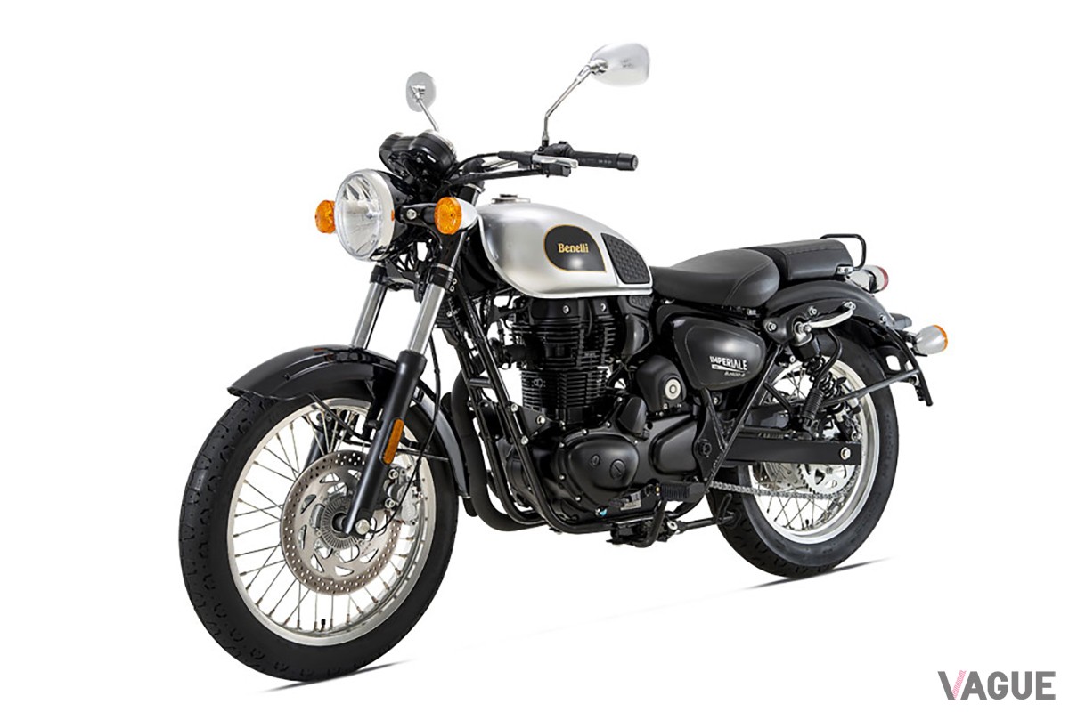 新型「インペリアーレ400」のデザインは、1950年代の名車、ベネリ-モトビ「インペリアーレズ」のイメージを受け継ぐもの