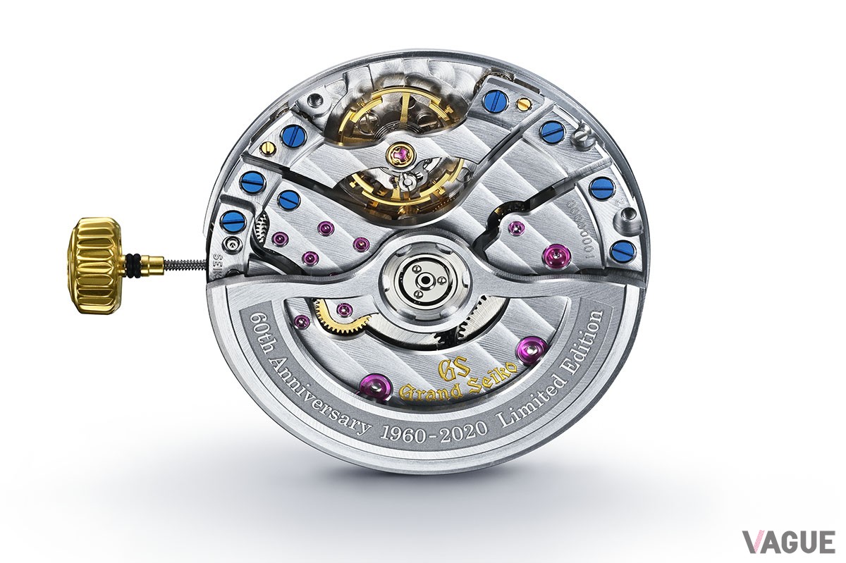 最新の機械式ムーブメント、キャリバー9SA5は、 “金曜日の夜に時計を外しても月曜日の朝まで動き続ける”という実用的な長さ＝80時間へと伸ばすために、薄型の香箱を２つ積む「ツインバレル」を採用。