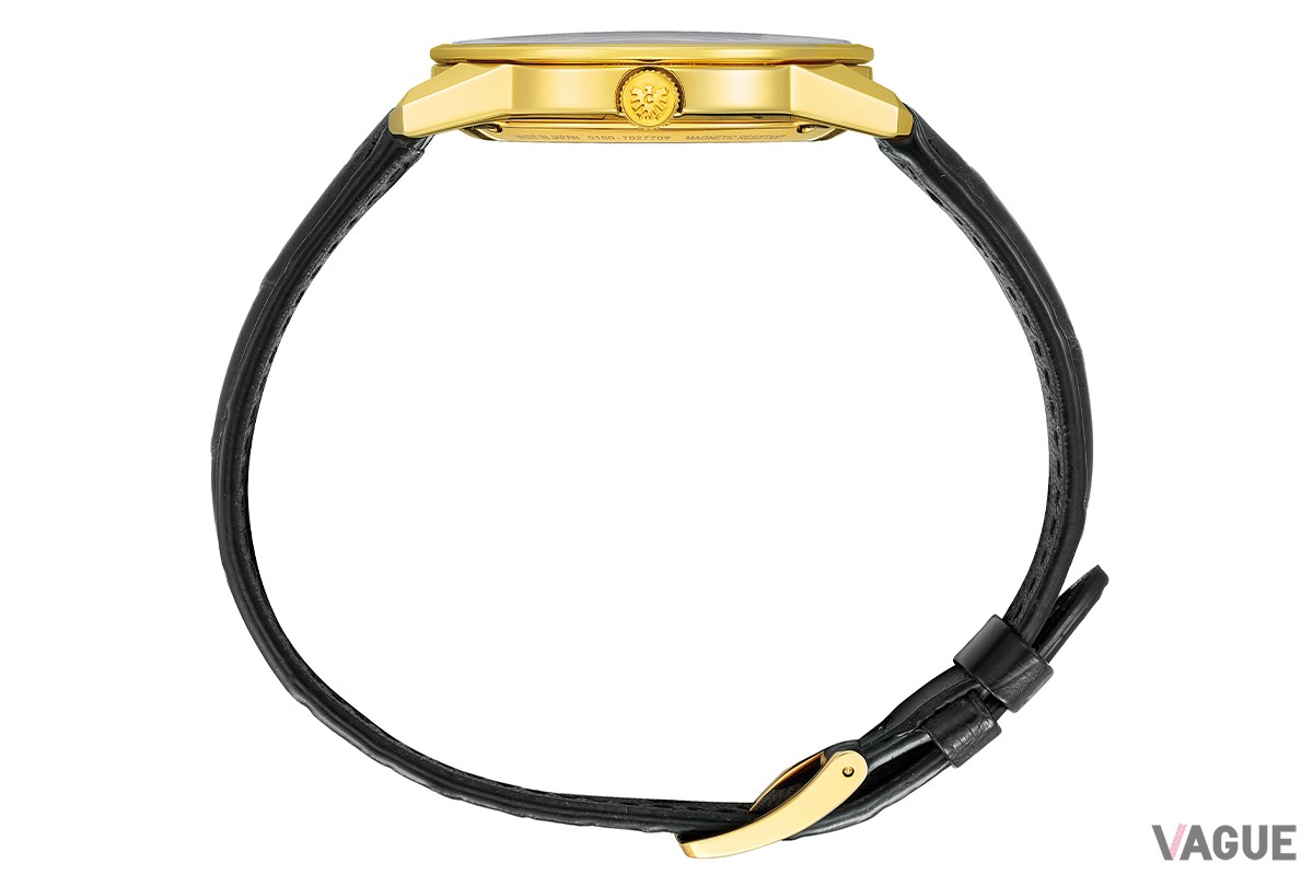 クラウントップにはイーグルロゴのレリーフが輝く