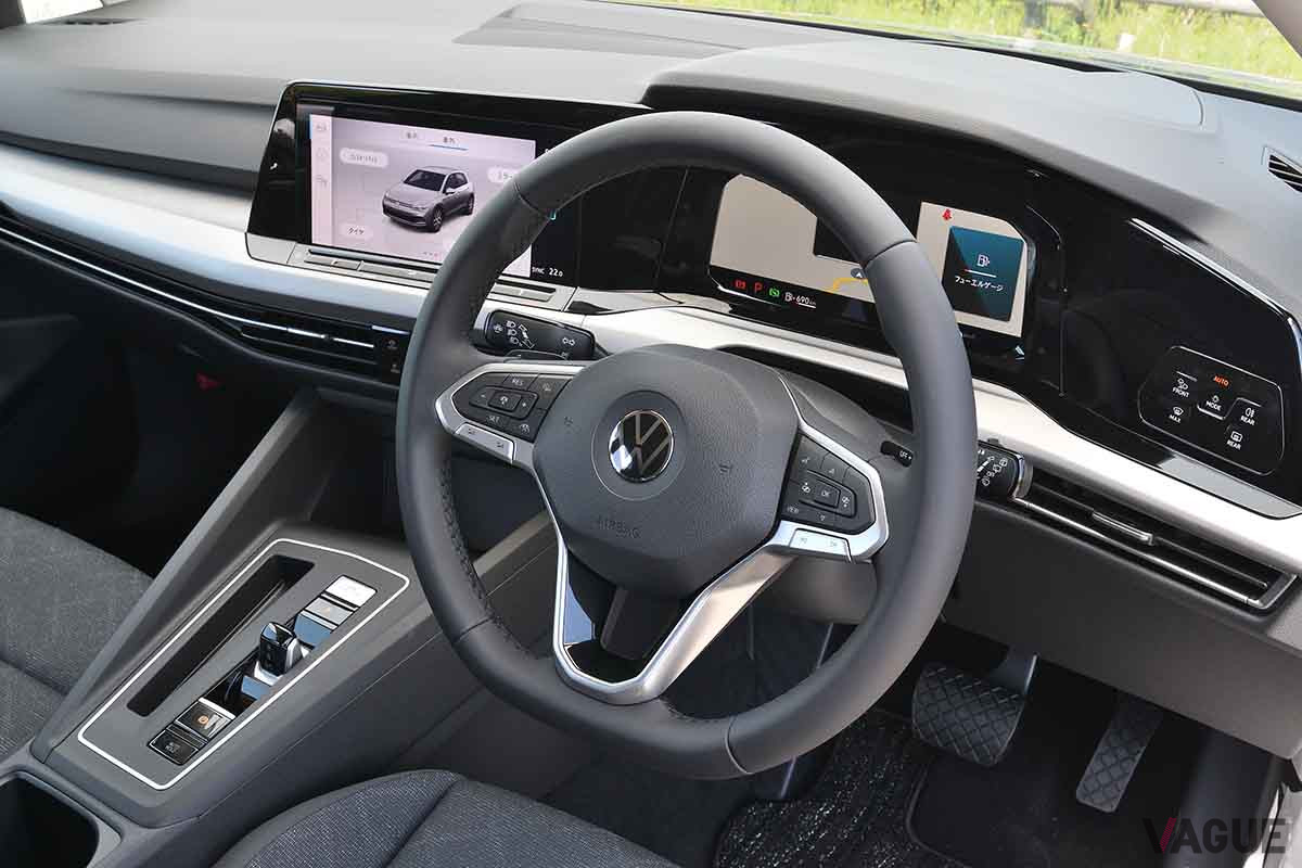 VW新型「ゴルフeTSI アクティブ」のインパネ