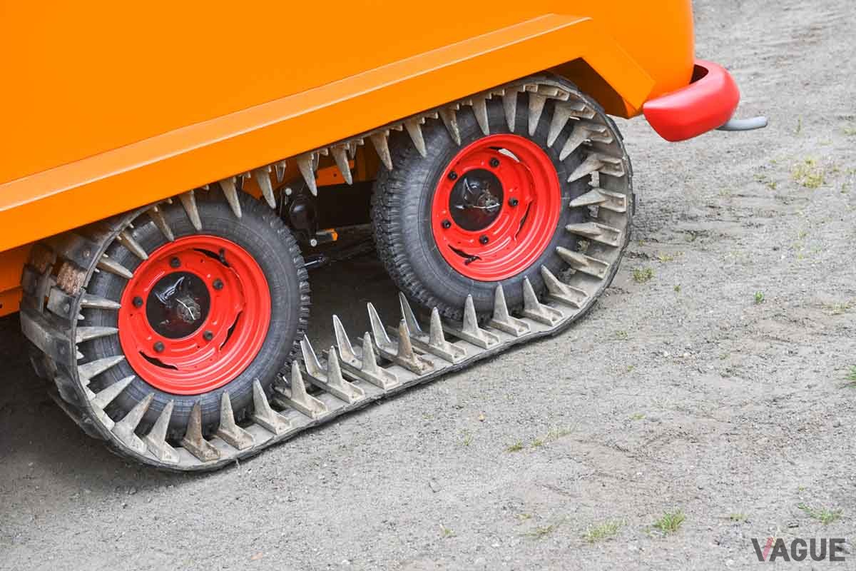 VWタイプIIベースの8輪車「ハーフトラック・フォックス」の後輪