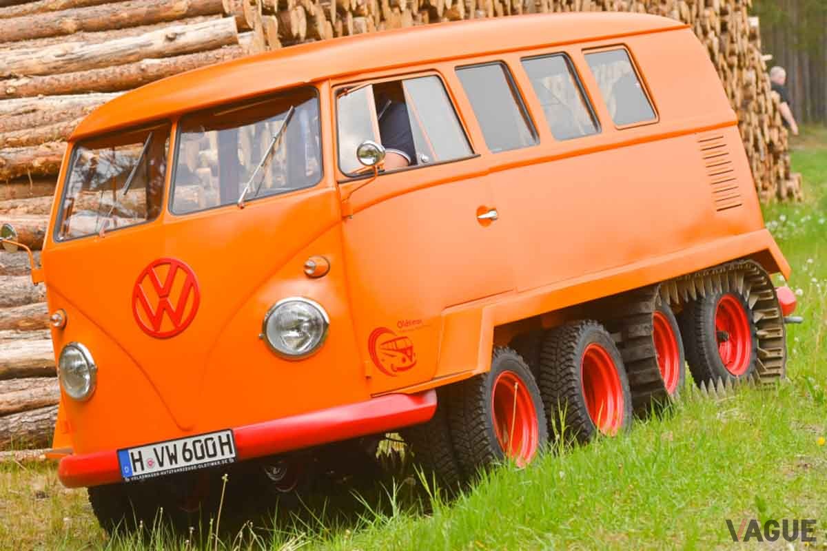 VWタイプIIベースの8輪車「ハーフトラック・フォックス」