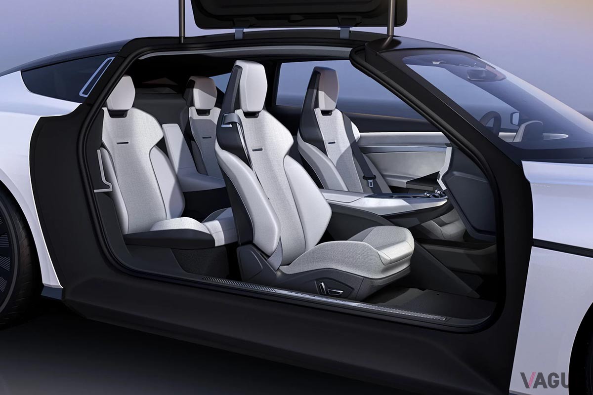 デロリアン・アルファ5のインテリア